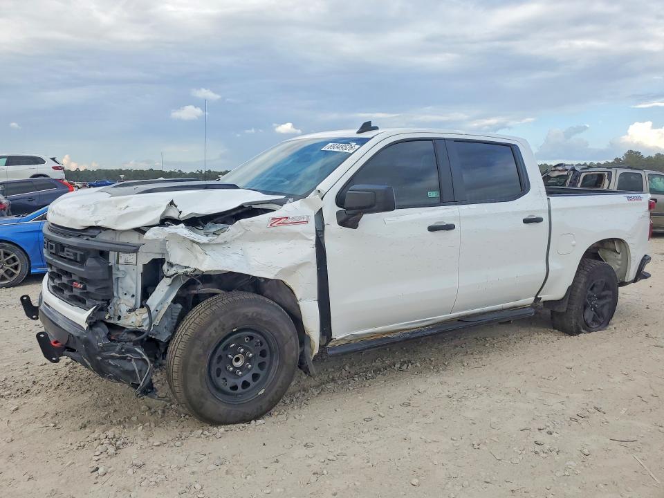 Zdjęcie 1 z aukcji – 2026 CHEVROLET SILVERADO z VIN 3GCUKCED1TG269472