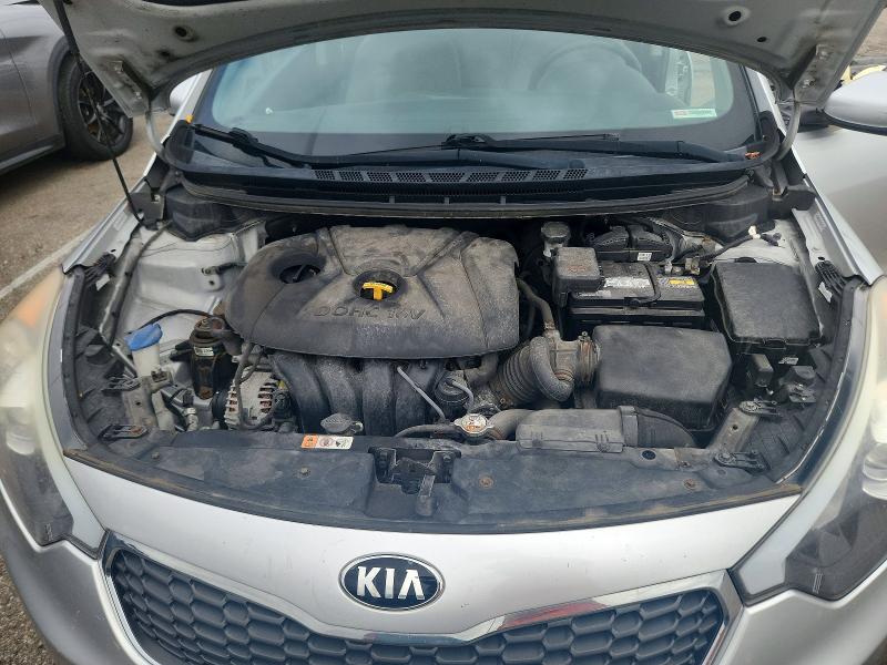 Фото 11 с аукциона – 2015 KIA FORTE с VIN KNAFK4A65F5313567