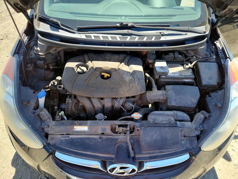 Снимка 11 от търг – 2012 HYUNDAI ELANTRA с VIN 5NPDH4AE8CH090372