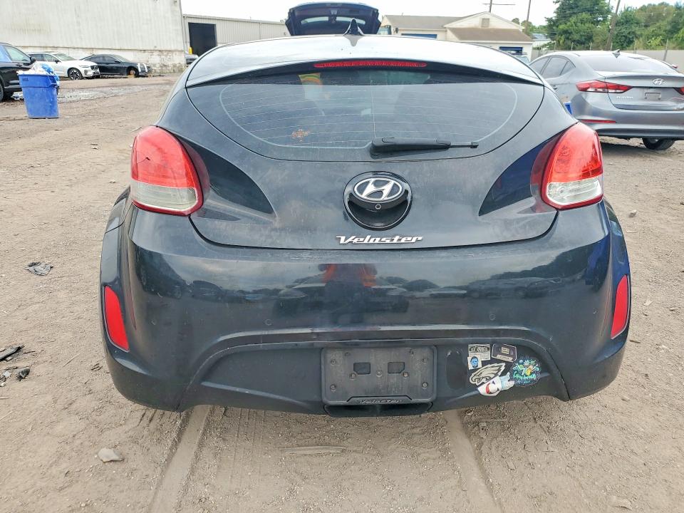 Photo 6 from auction – 2012 HYUNDAI VELOSTER with VIN KMHTC6AD7CU072413