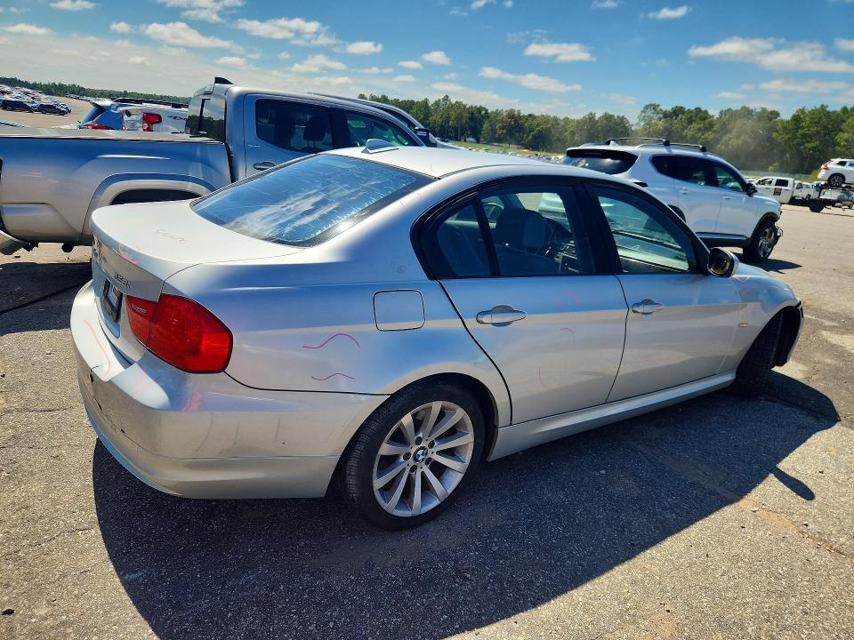Foto 3 de la subasta – 2011 BMW 328 con VIN WBAPH7C5XBE673839