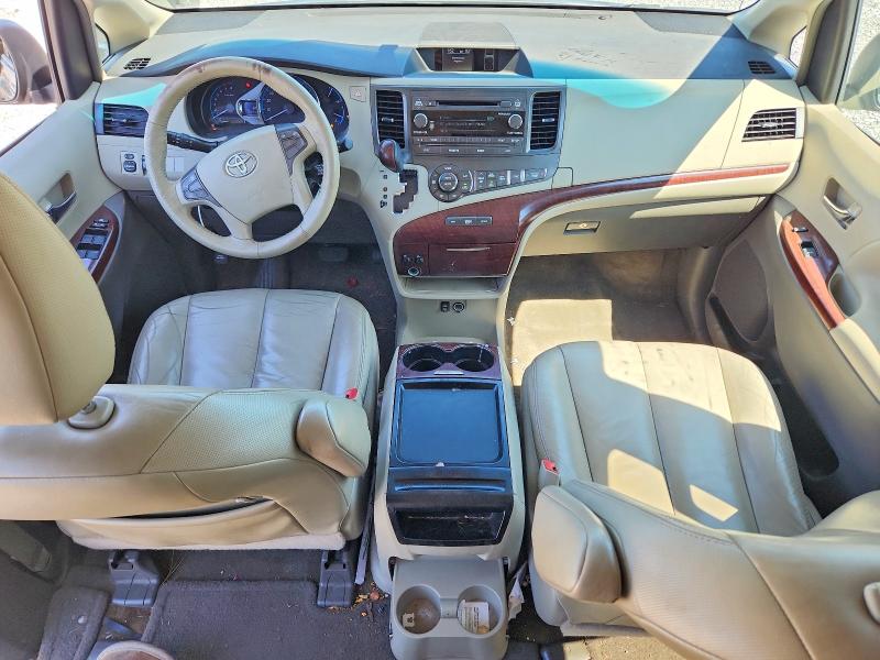 Photo 8 from auction – 2011 TOYOTA SIENNA with VIN 5TDYK3DC0BS160785