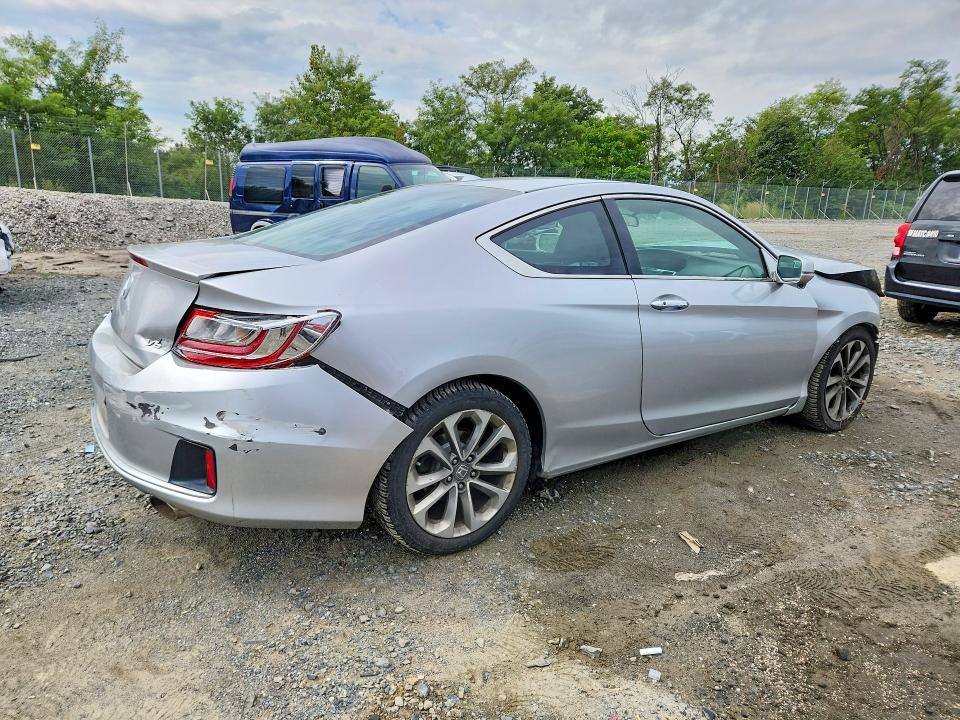 Photo 3 from auction – 2013 HONDA ACCORD with VIN 1HGCT2B85DA003528