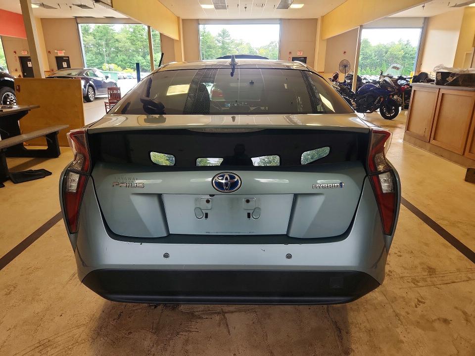 Photo 6 from auction – 2018 TOYOTA PRIUS with VIN JTDKBRFU7J3061038