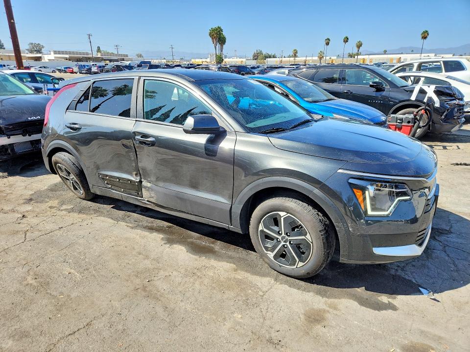 Photo 4 from auction – 2026 KIA NIRO with VIN KNDCP3LE3T5364261