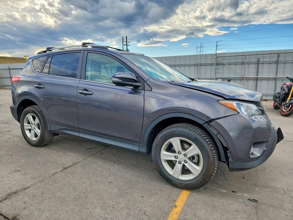 Снимка 4 от търг – 2013 TOYOTA RAV4 с VIN 2T3RFREV4DW102014