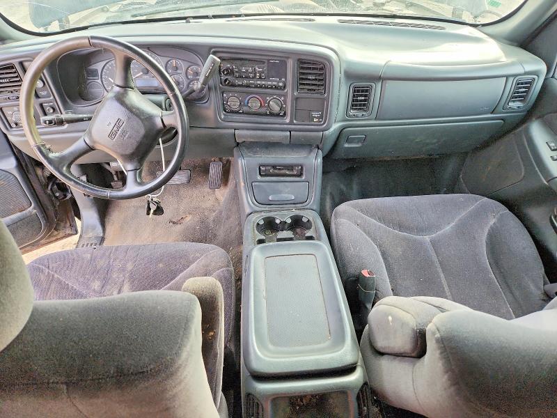 Photo 8 from auction – 2002 GMC NEW SIERRA with VIN 2GTEC19T421103896