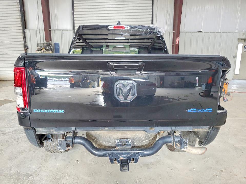 Фото 6 с аукциона – 2019 RAM 1500 с VIN 1C6RRFFG6KN911614