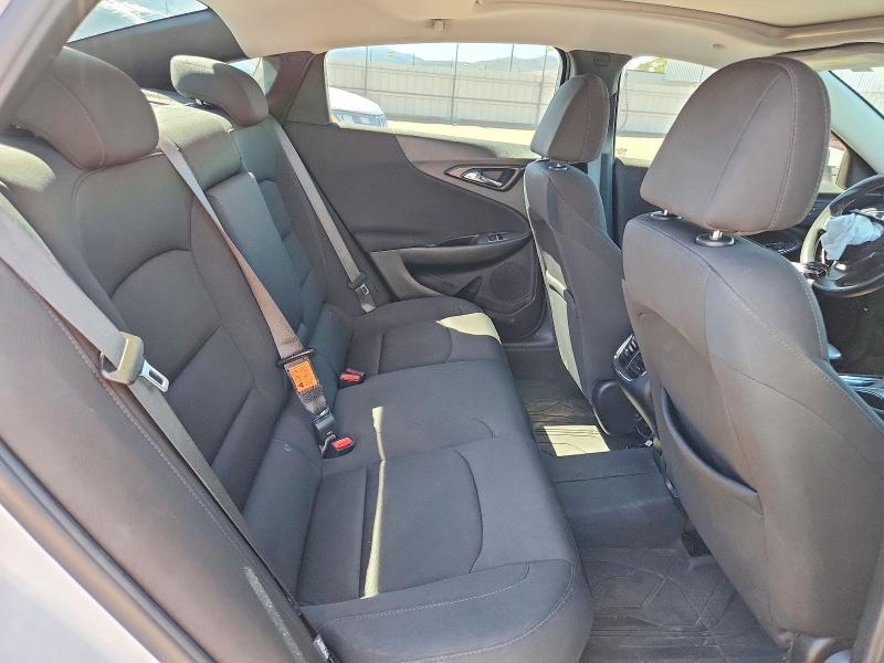 Photo 10 from auction – 2021 CHEVROLET MALIBU with VIN 1G1ZD5ST9MF043537
