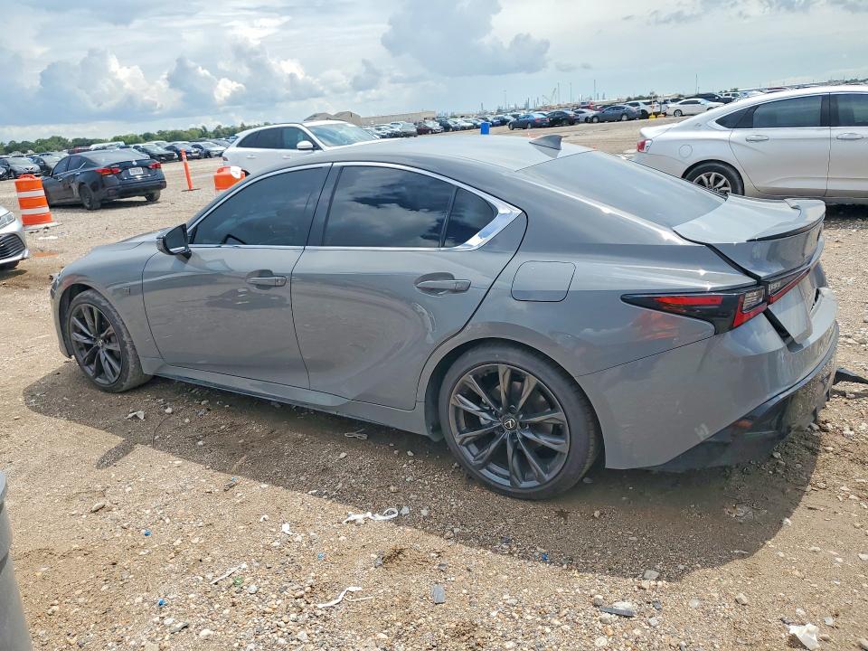 Foto 2 de la subasta – 2025 LEXUS IS 350 con VIN JTHBZ1B27S5089881