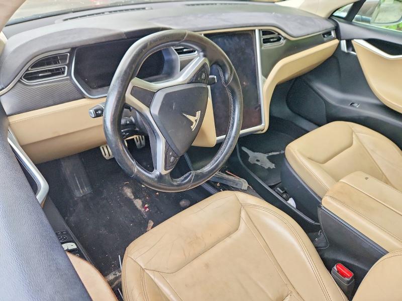 Foto 8 de la subasta – 2014 TESLA MODEL S con VIN 5YJSA1H2XEFP65050
