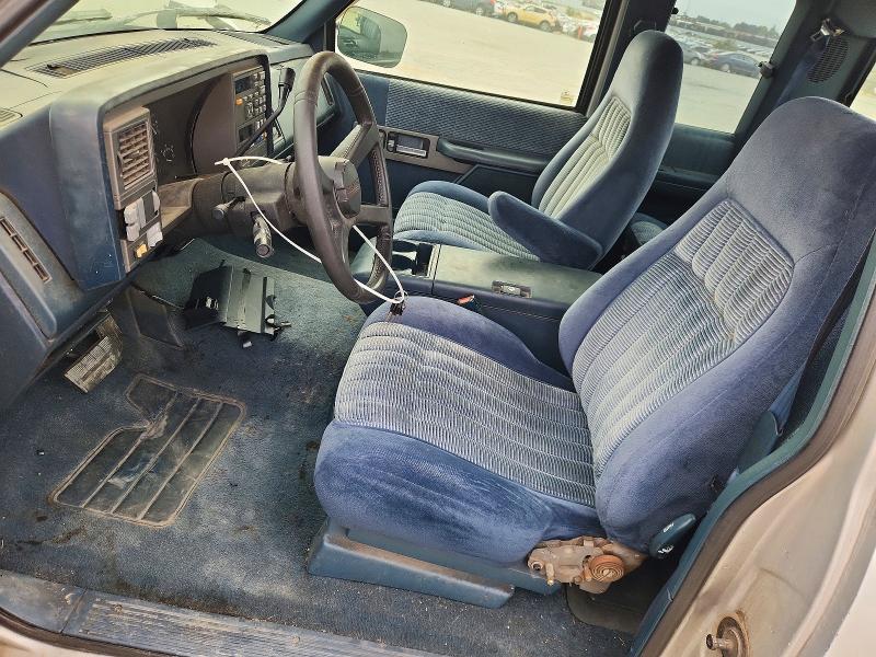 Фото 7 с аукциона – 1994 CHEVROLET GMT-400 с VIN 2GCEC19K0R1151560