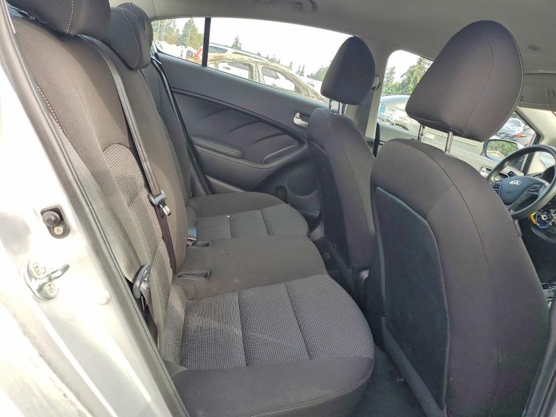Photo 10 from auction – 2018 KIA FORTE with VIN 3KPFK4A70JE218097