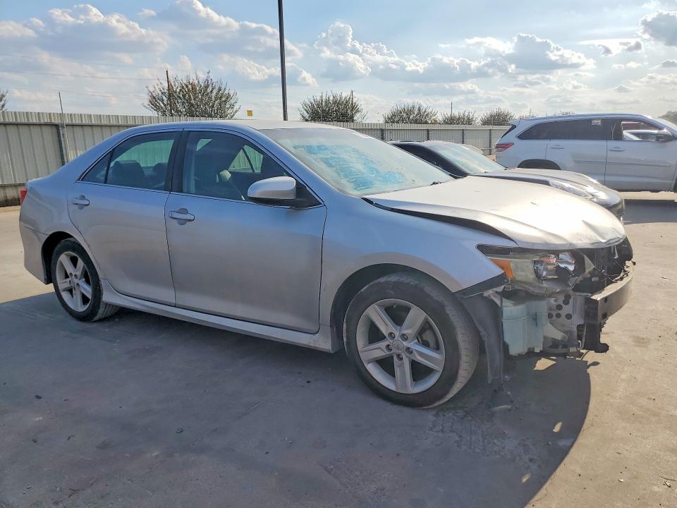 Снимка 4 от търг – 2012 TOYOTA CAMRY с VIN 4T1BF1FK7CU539360