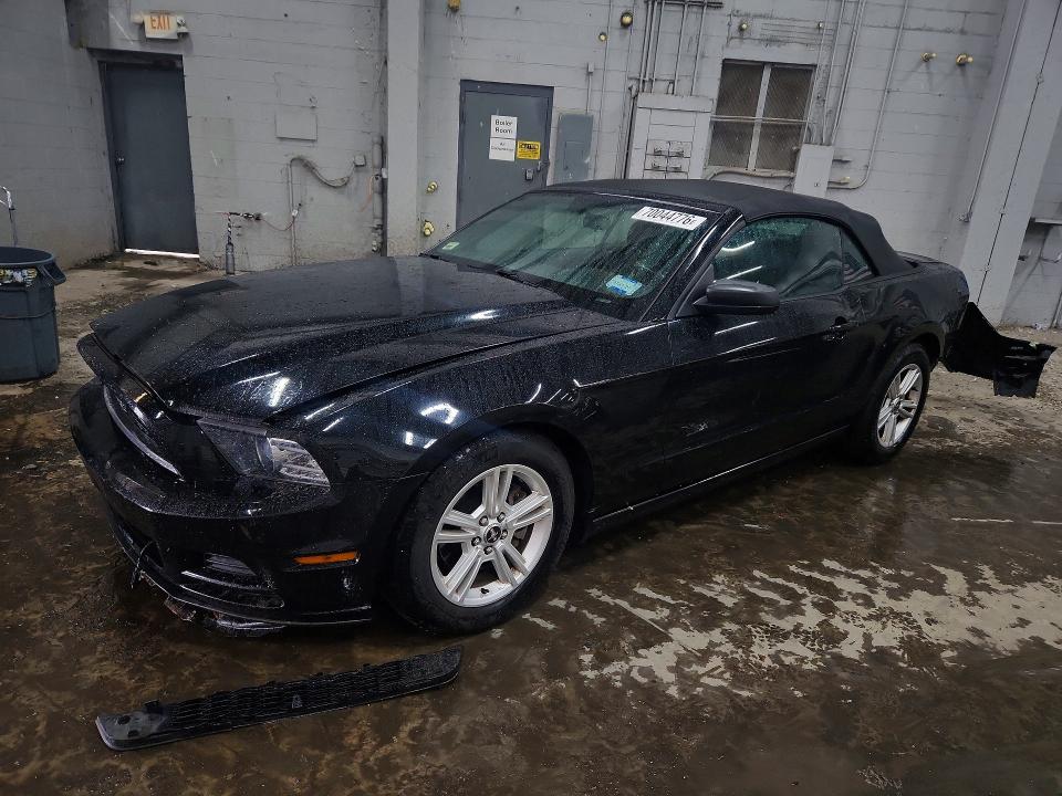 FORD MUSTANG 2014 с VIN 1ZVBP8EM6E5325466 - Снимка от търг