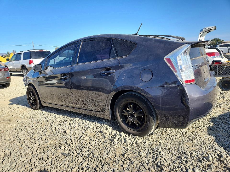 Zdjęcie 2 z aukcji – 2011 TOYOTA PRIUS z VIN JTDKN3DU6B0268126