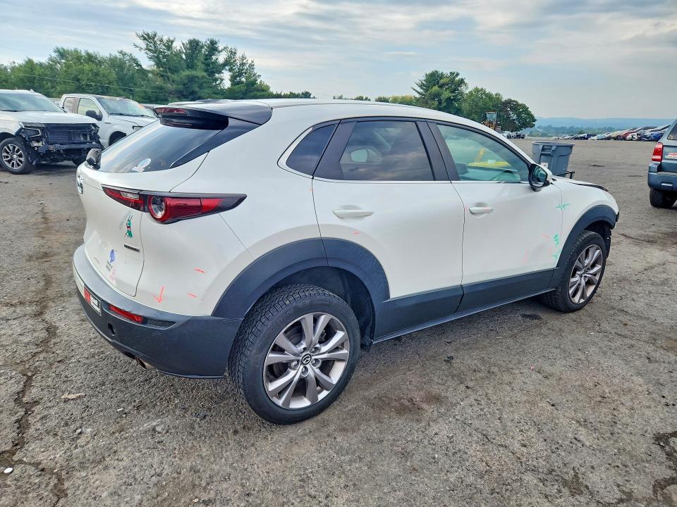Photo 3 from auction – 2021 MAZDA CX-30 with VIN 3MVDMBBL2MM216023
