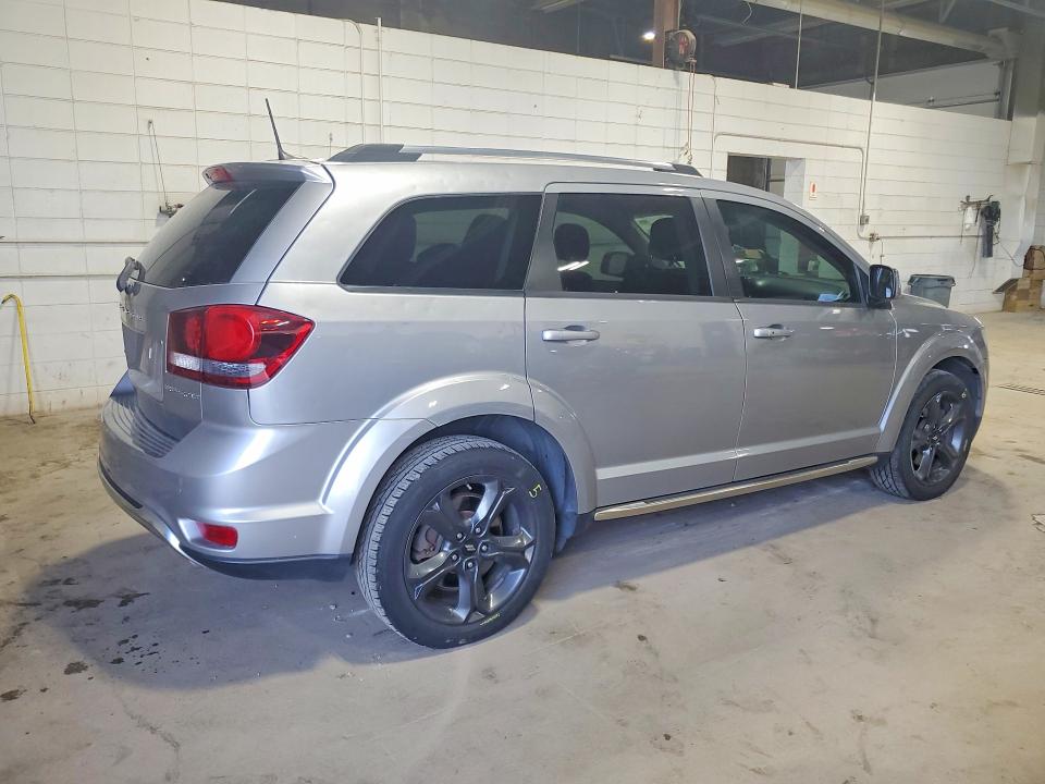Zdjęcie 3 z aukcji – 2018 DODGE JOURNEY z VIN 3C4PDDGG3JT504401