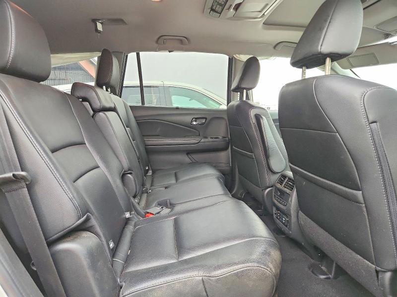 Снимка 11 от търг – 2017 HONDA PILOT с VIN 5FNYF5H96HB026567