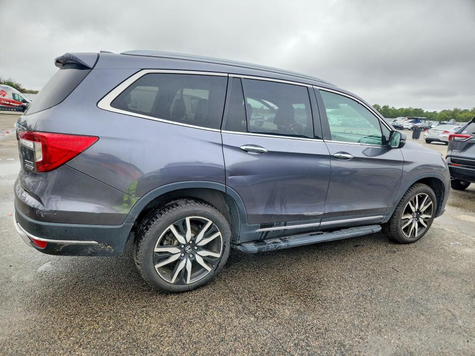 Photo 3 from auction – 2021 HONDA PILOT with VIN 5FNYF6H98MB039840
