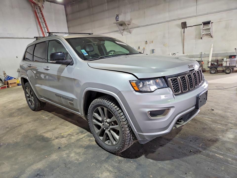 Photo 4 from auction – 2017 JEEP GRAND CHEROKEE with VIN 1C4RJFBG2HC718340