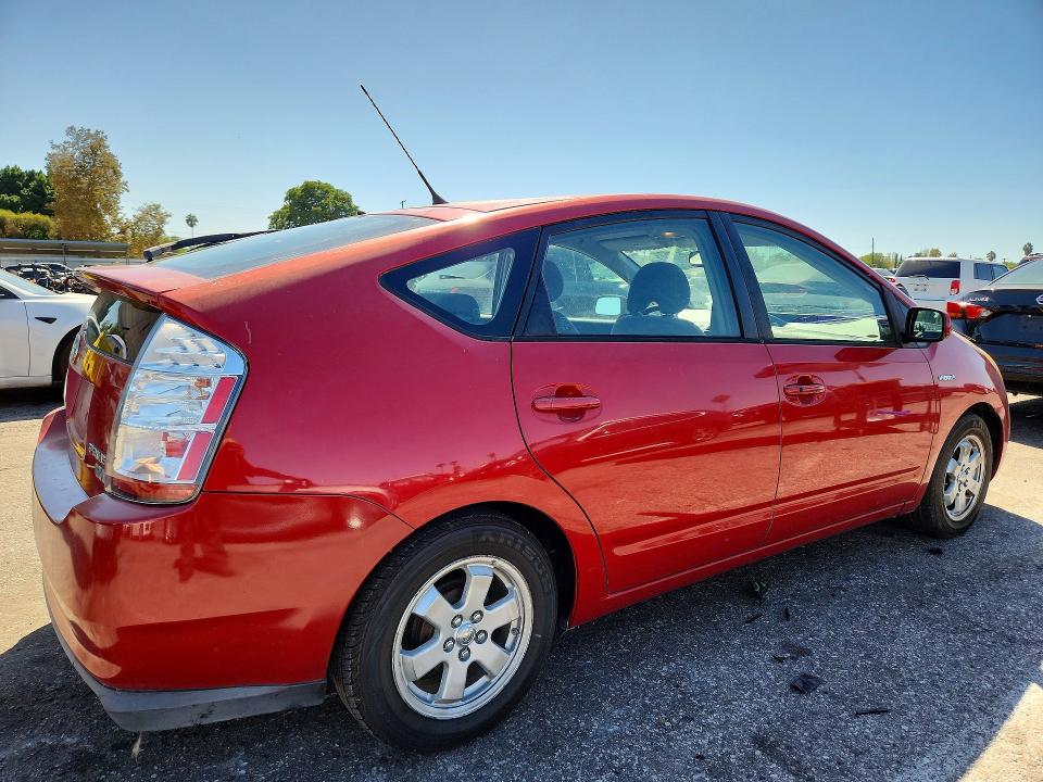 Photo 3 from auction – 2006 TOYOTA PRIUS with VIN JTDKB20U667526862