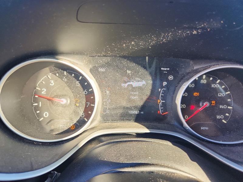 Photo 9 from auction – 2021 JEEP COMPASS with VIN 3C4NJDBB1MT584541