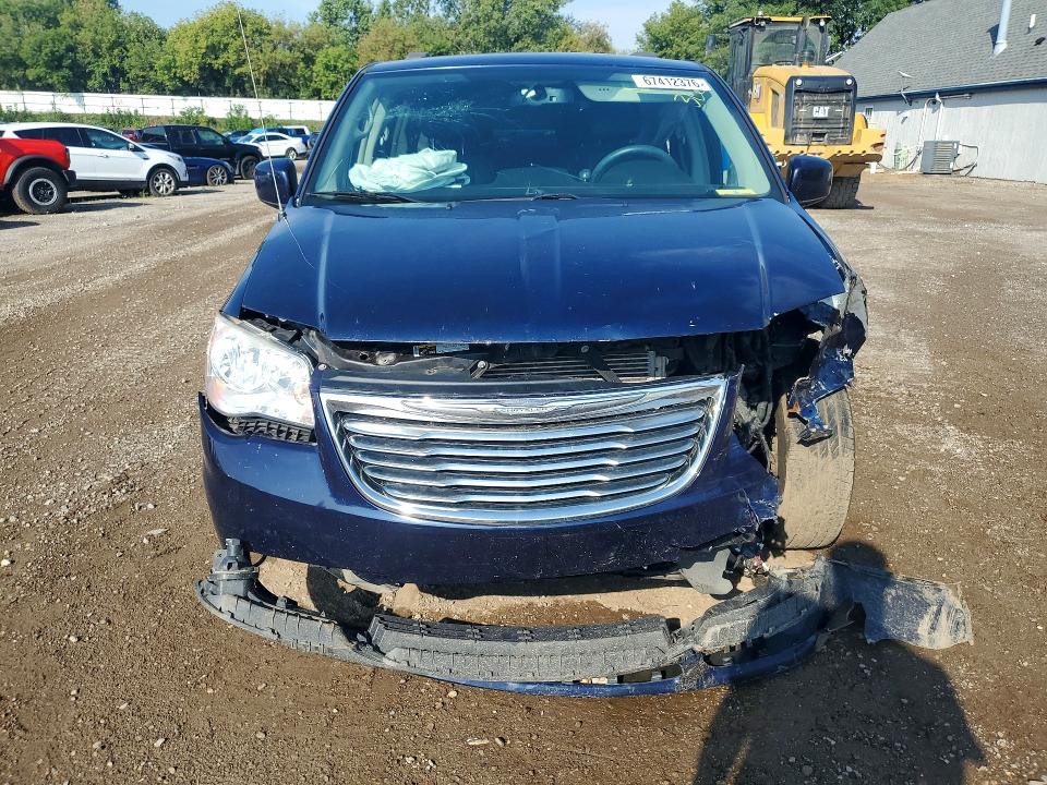 Снимка 5 от търг – 2015 CHRYSLER TOWN & COUNTRY с VIN 2C4RC1BG6FR602074