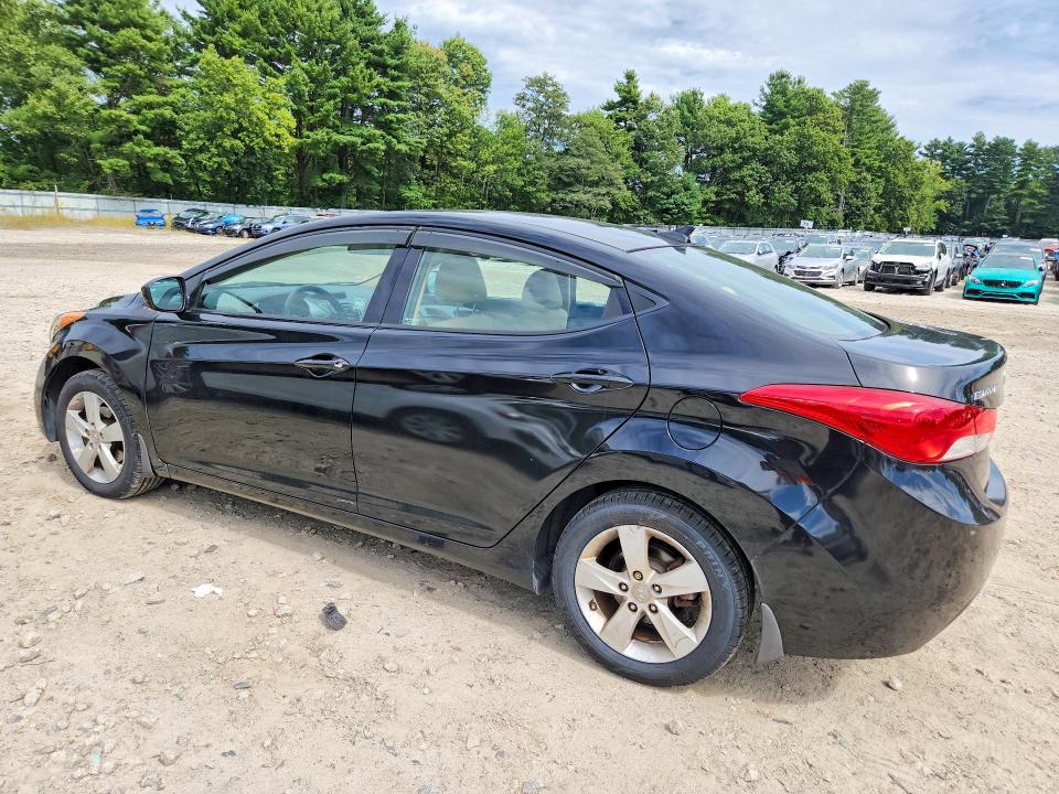 Photo 2 from auction – 2013 HYUNDAI ELANTRA with VIN 5NPDH4AEXDH314811