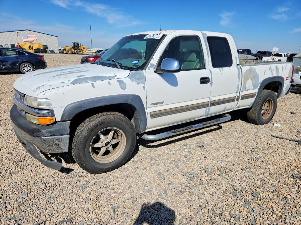 CHEVROLET SILVERADO 2001 with VIN 2GCEK19T511300254 - Photo from auction