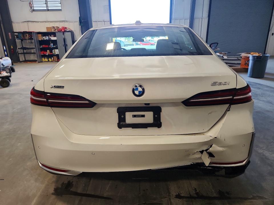 Zdjęcie 6 z aukcji – 2027 BMW 530 z VIN WBA53FJ00VCY28079
