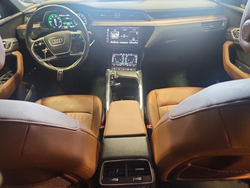 Photo 8 from auction – 2022 AUDI E-TRON with VIN WA1AAAGEXNB038530