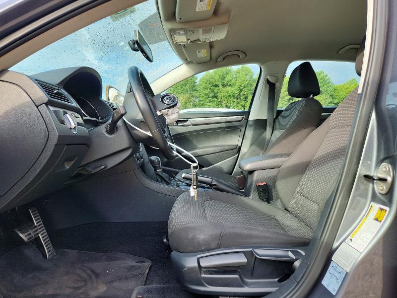 Photo 7 from auction – 2016 VOLKSWAGEN PASSAT with VIN 1VWAT7A37GC036125