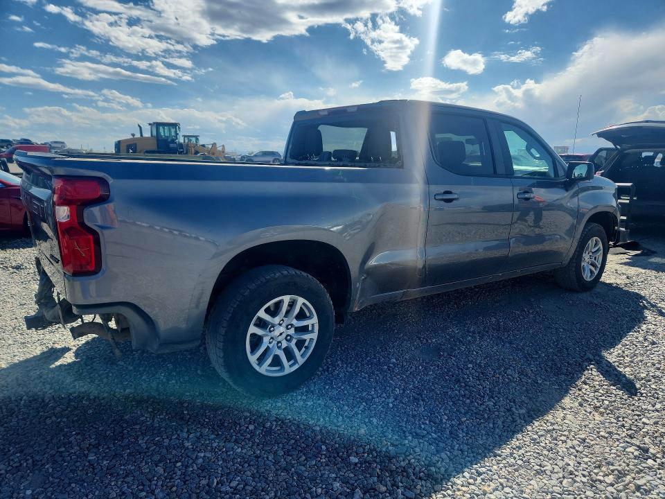 Photo 3 from auction – 2021 CHEVROLET SILVERADO with VIN 1GCUYEED6MZ352035