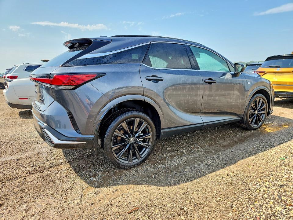 Фото 3 с аукциона – 2026 LEXUS RX 350 с VIN 2T2BAMCA0TC129251