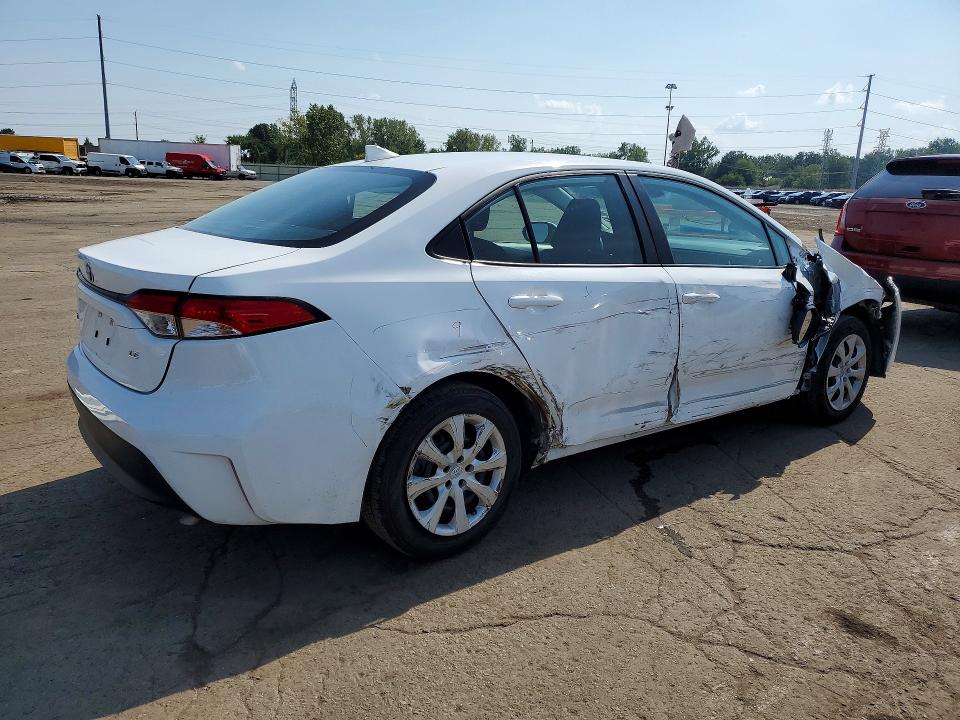 Photo 3 from auction – 2024 TOYOTA COROLLA with VIN 5YFB4MDE6RP097637