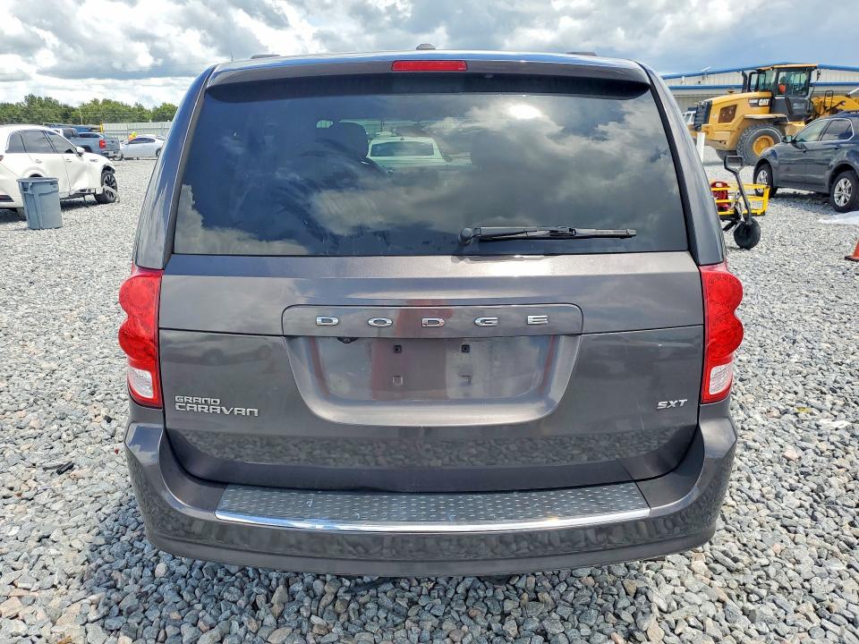 Photo 6 from auction – 2017 DODGE GRAND CARAVAN with VIN 2C4RDGCG5HR616579