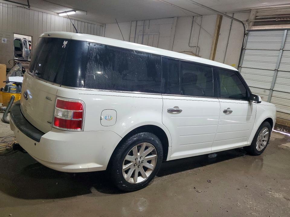 Photo 3 from auction – 2009 FORD FLEX with VIN 2FMEK62C29BA19375