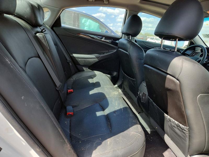 Photo 10 from auction – 2011 HYUNDAI SONATA with VIN 5NPEC4AB5BH267919
