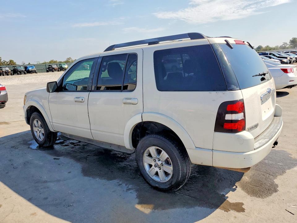 Photo 2 from auction – 2010 FORD EXPLORER with VIN 1FMEU6DE3AUA47340
