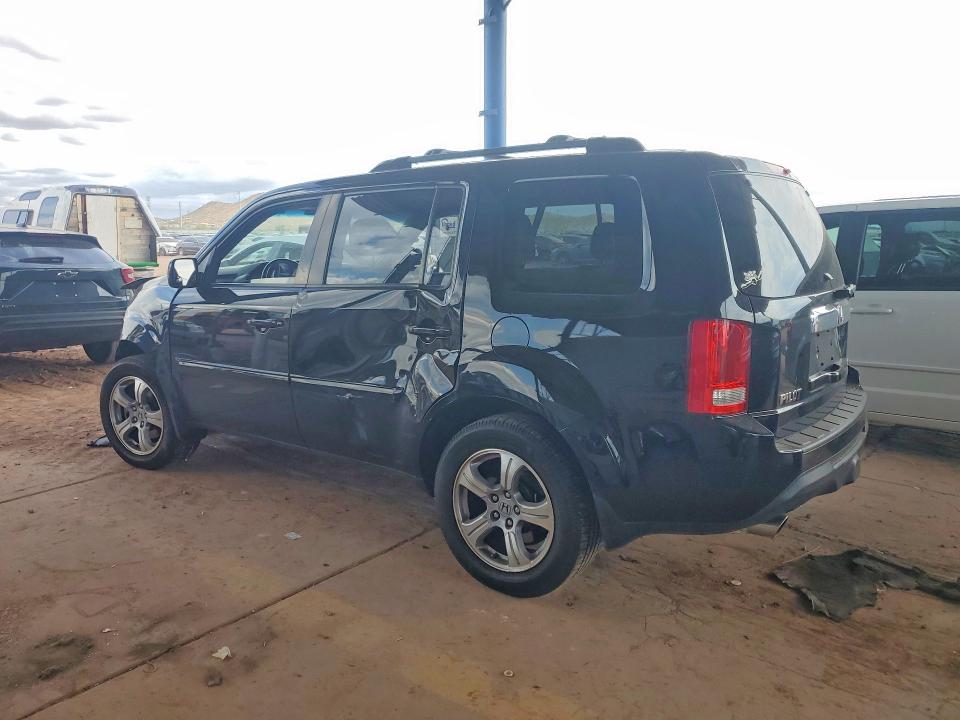 Снимка 2 от търг – 2015 HONDA PILOT с VIN 5FNYF4H50FB004584