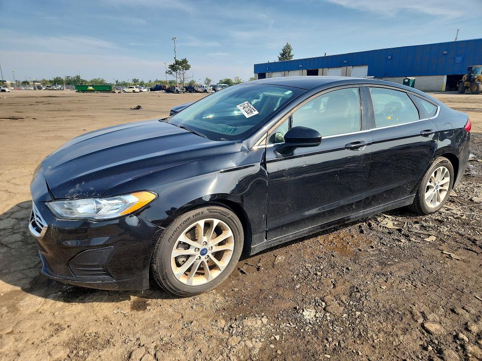 FORD FUSION 2020 with VIN 3FA6P0HD9LR231194 - Photo from auction