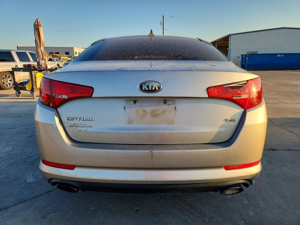 صورة رقم 6 من المزاد - 2013 KIA OPTIMA مع VIN 5XXGM4A71DG093542