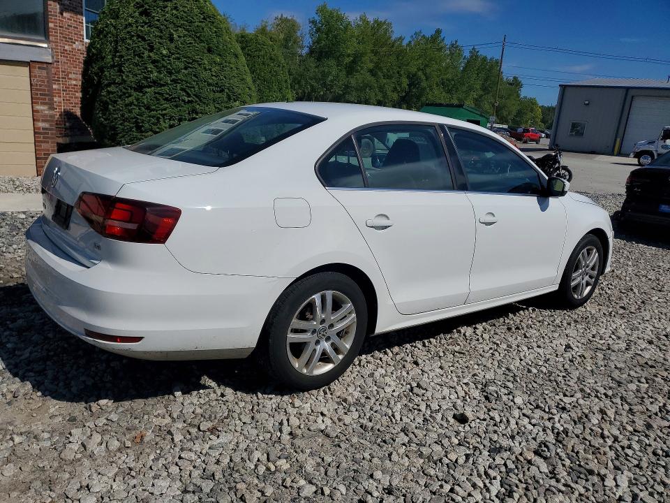 Photo 3 from auction – 2017 VOLKSWAGEN JETTA with VIN 3VW167AJ3HM348142