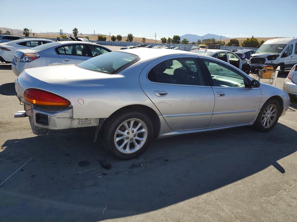 Photo 3 from auction – 2001 CHRYSLER LHS with VIN 2C3HC56G61H584689