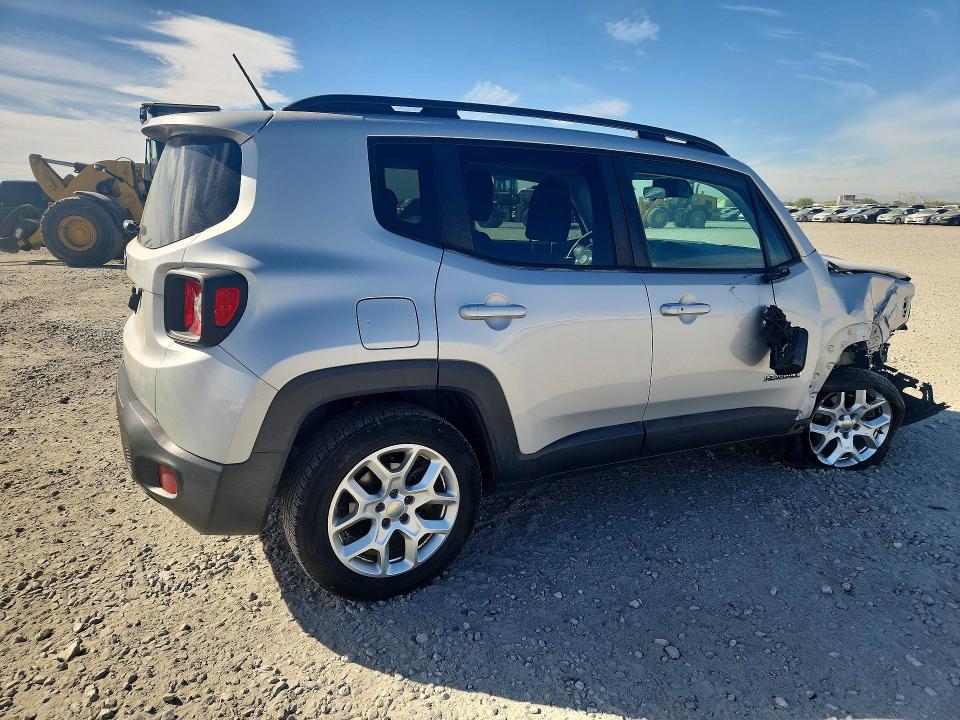 Снимка 3 от търг – 2015 JEEP RENEGADE с VIN ZACCJBBT4FPC39552