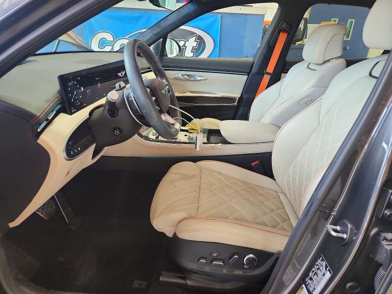 Photo 7 from auction – 2026 GENESIS GV70 with VIN KMUMEDTC6TU257352