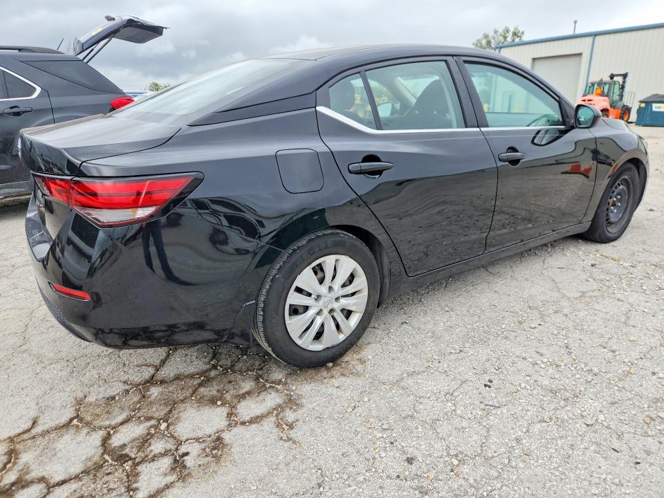 Photo 3 from auction – 2022 NISSAN SENTRA with VIN 3N1AB8BV6NY206770