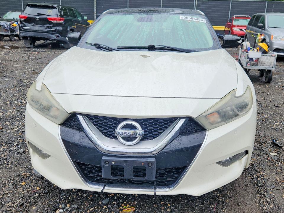 Снимка 5 от търг – 2016 NISSAN MAXIMA с VIN 1N4AA6AP2GC403637