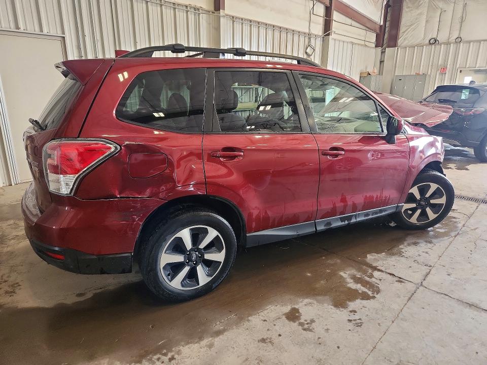 Zdjęcie 3 z aukcji – 2017 SUBARU FORESTER z VIN JF2SJAGC4HH558847
